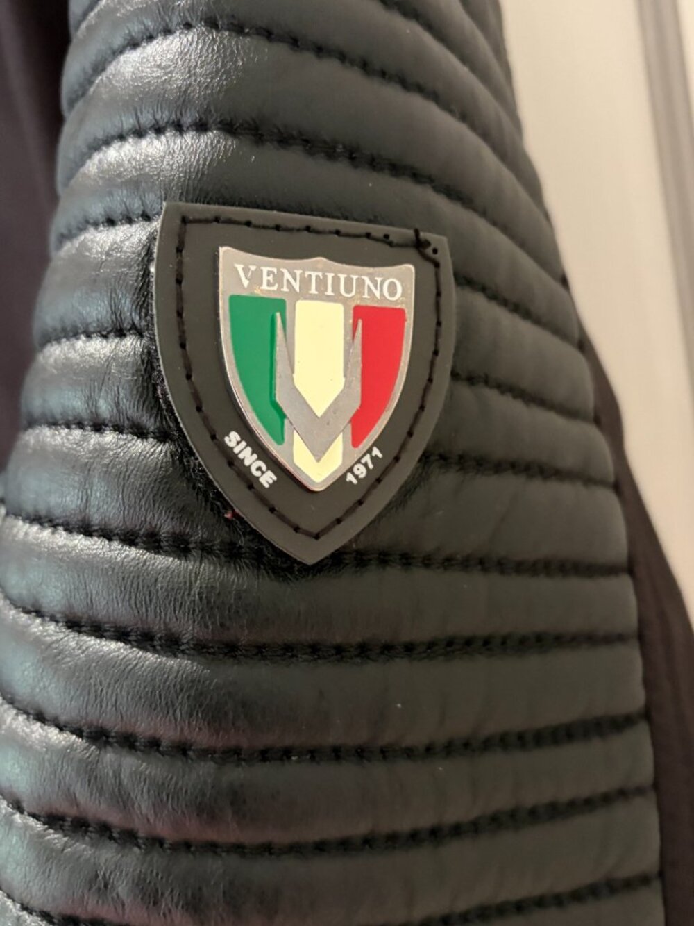 Ventiuno Biker Jacket Size Large Leather/Polyester Black - Picture 9 of 14